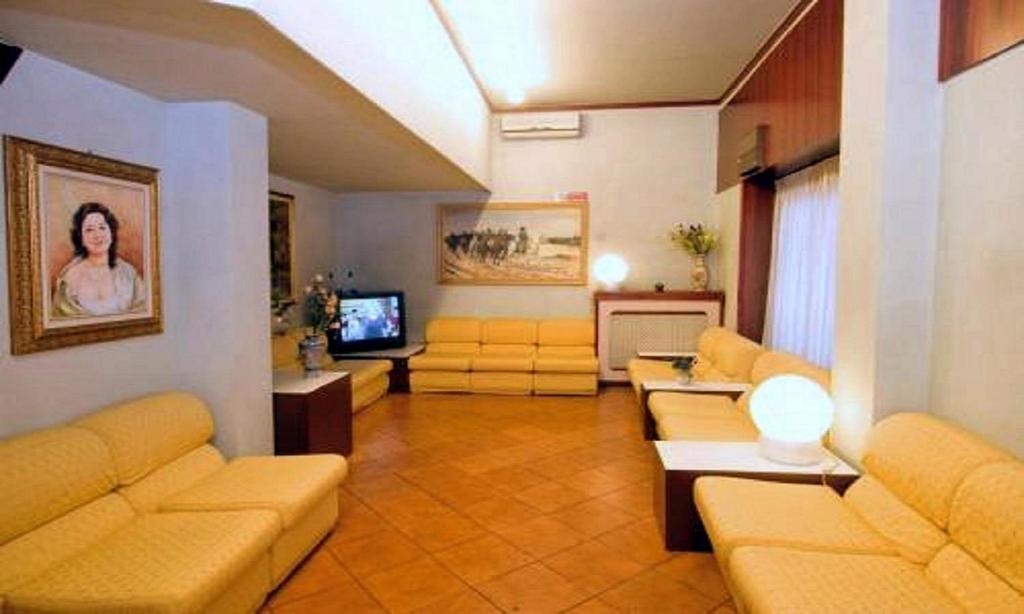 Piccolo Hotel มิลาน ภายนอก รูปภาพ