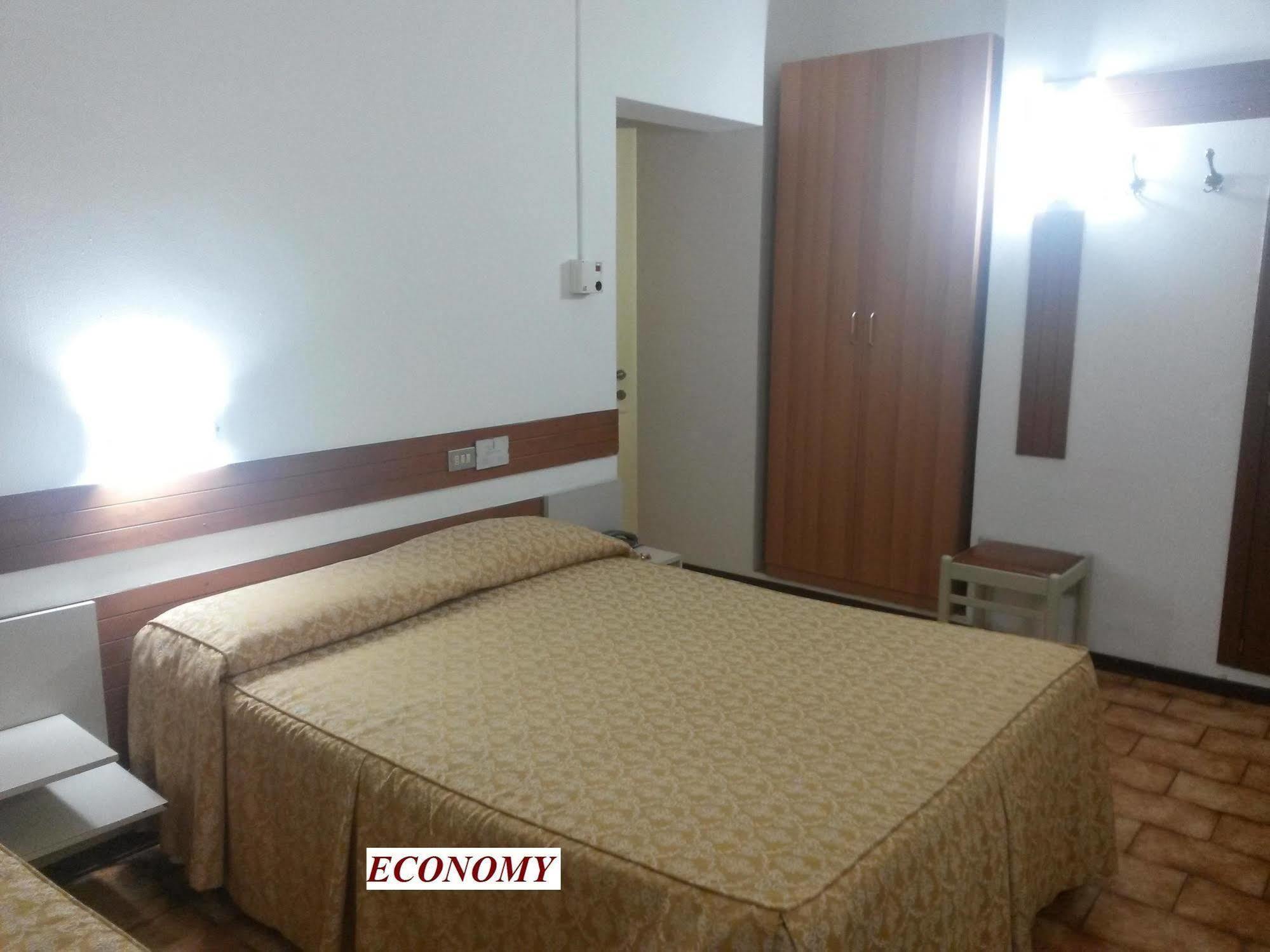 Piccolo Hotel มิลาน ภายนอก รูปภาพ